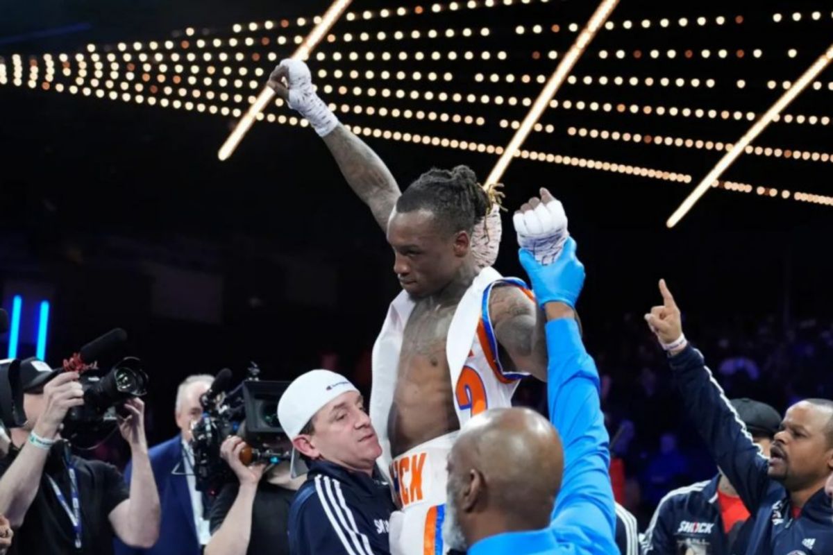 O’Shaquie Foster atasi Ford untuk pertahankan sabuk juara bumi WBC