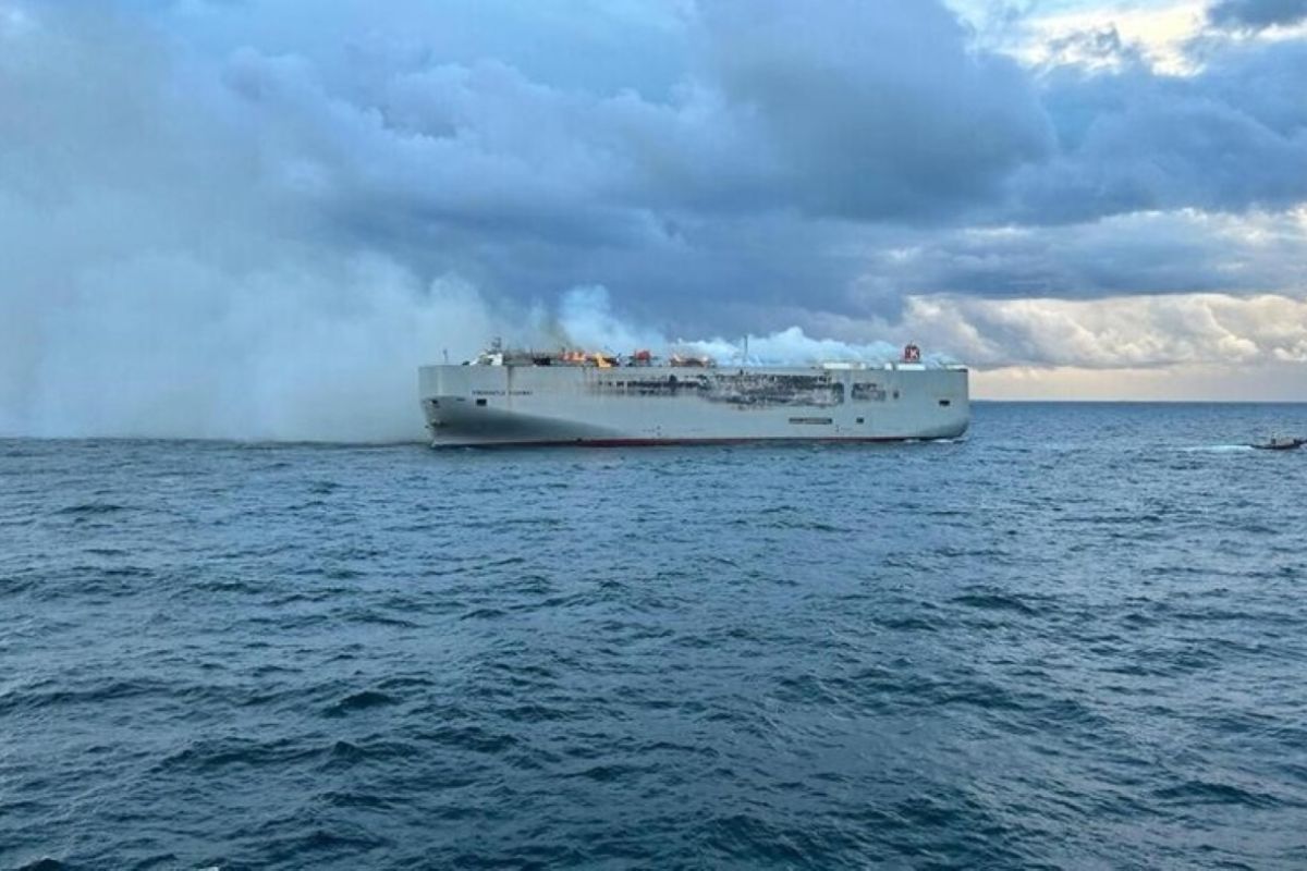 Lima tewas usai serangan drone ke kapal kargo pada perairan Laut Azov