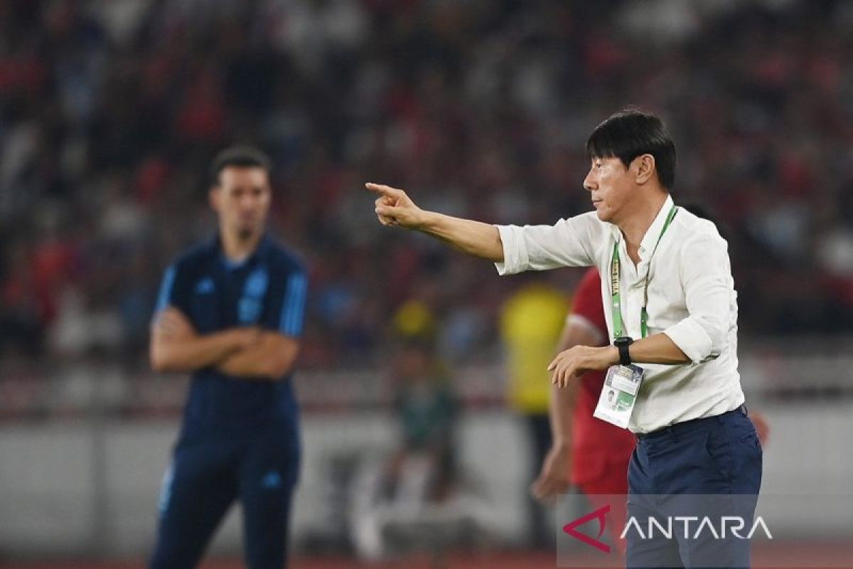 Media Massa Massa Korea Selatan sebut STY segera tangani Persija Ibukota