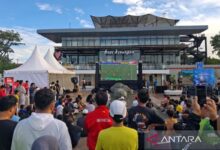 Banyak warga Palu antusias nobar Bola Gembira Piala Planet 2026