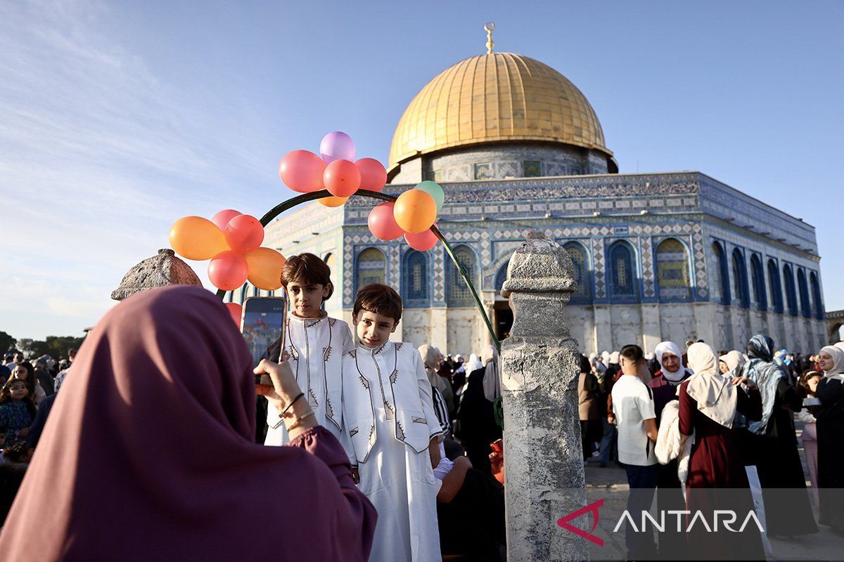 negara negara Israel perketat akses, tambahan lanjut dari 60 ribu jamaah Jumatan dalam Al Aqsa