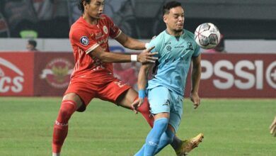 Persija lepas Riko, Nico, juga Hansamu