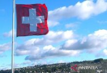 Swiss perluas sanksi terhadap Rusia, sasar 16 individu