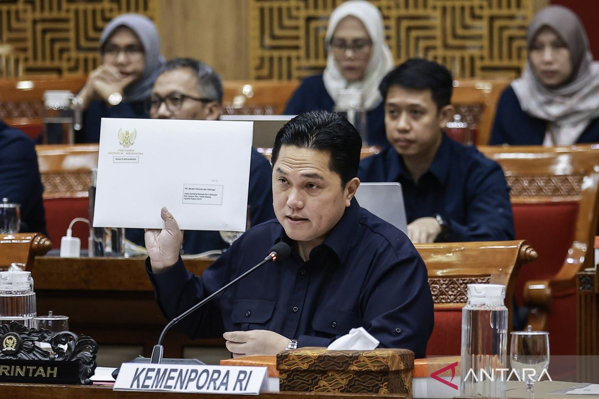 Menpora sebut naturalisasi Mitchel serta juga Luke perkuat kedalaman timnas