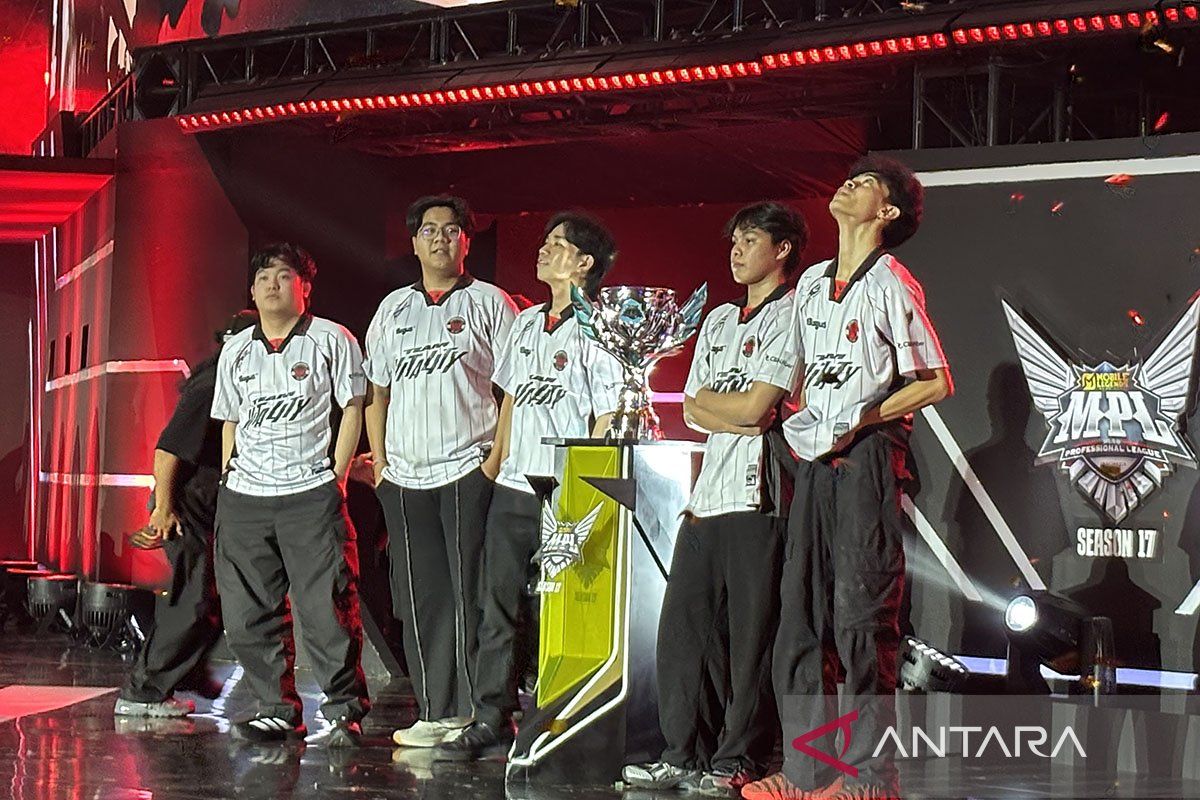 BTR akhiri dominasi ONIC, juara MPL Tanah Air Season 17