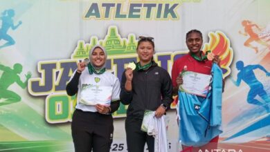 Atinna pecahkan rekornas lempar lembing pada Semarang