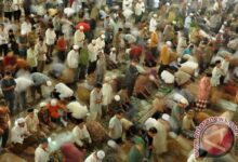 Bolehkah shalat sunnah ketika khutbah hari terakhir pekan berlangsung?