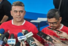 Legenda timnas Gonzales sedih Kambuaya tak dipanggil tetapi memaklumi