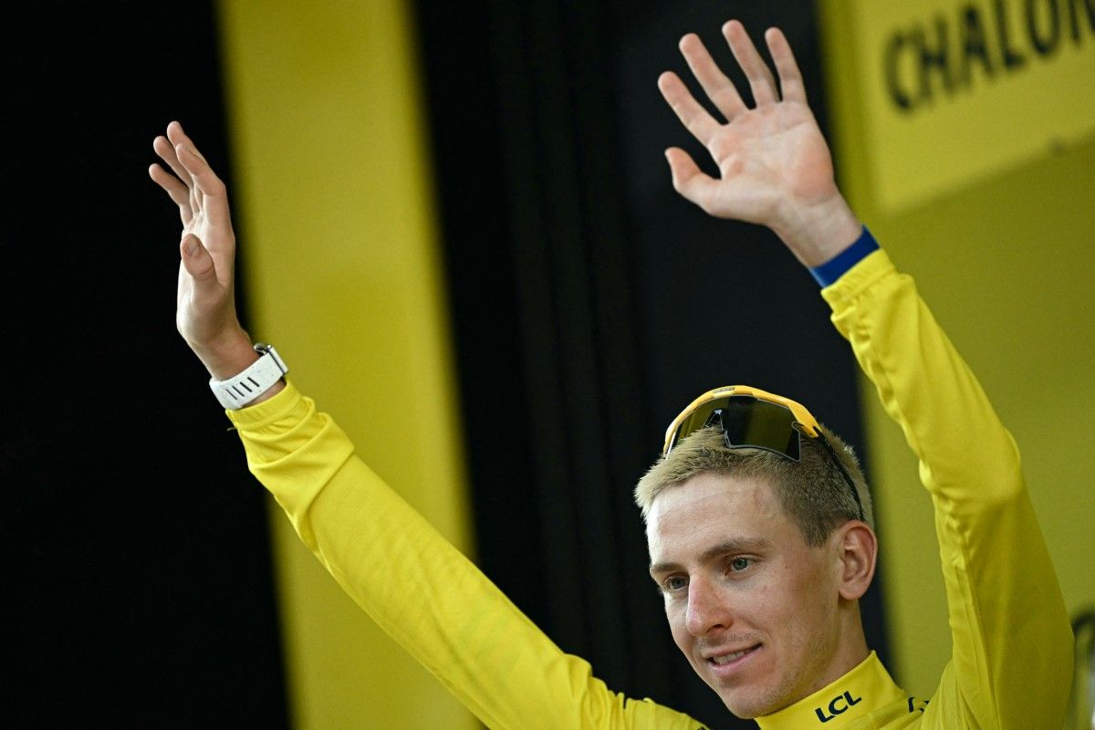 Pogacar pertahankan jersei warna kekuningan usai etape ke-12 Tour de France 2026