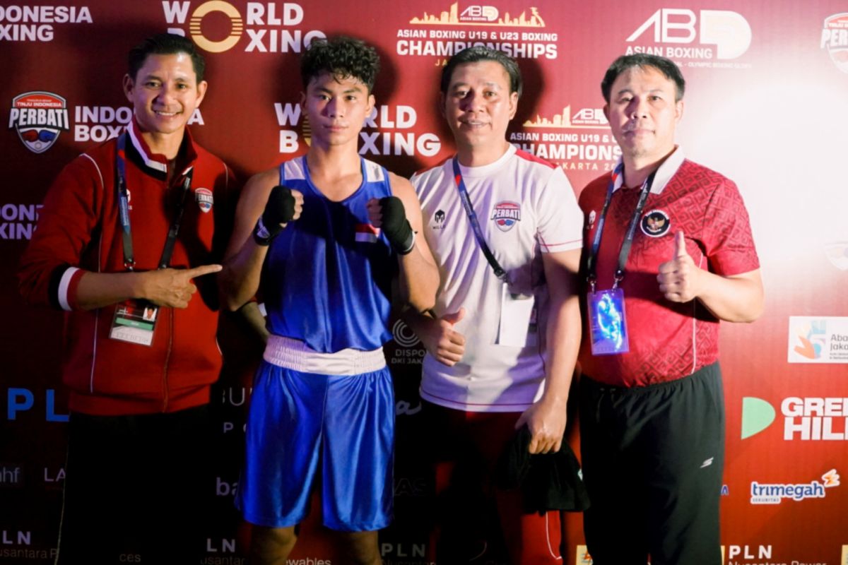 Joshua juga Viktor terhentikan ke semifinal Kejuaraan Tinju Asia