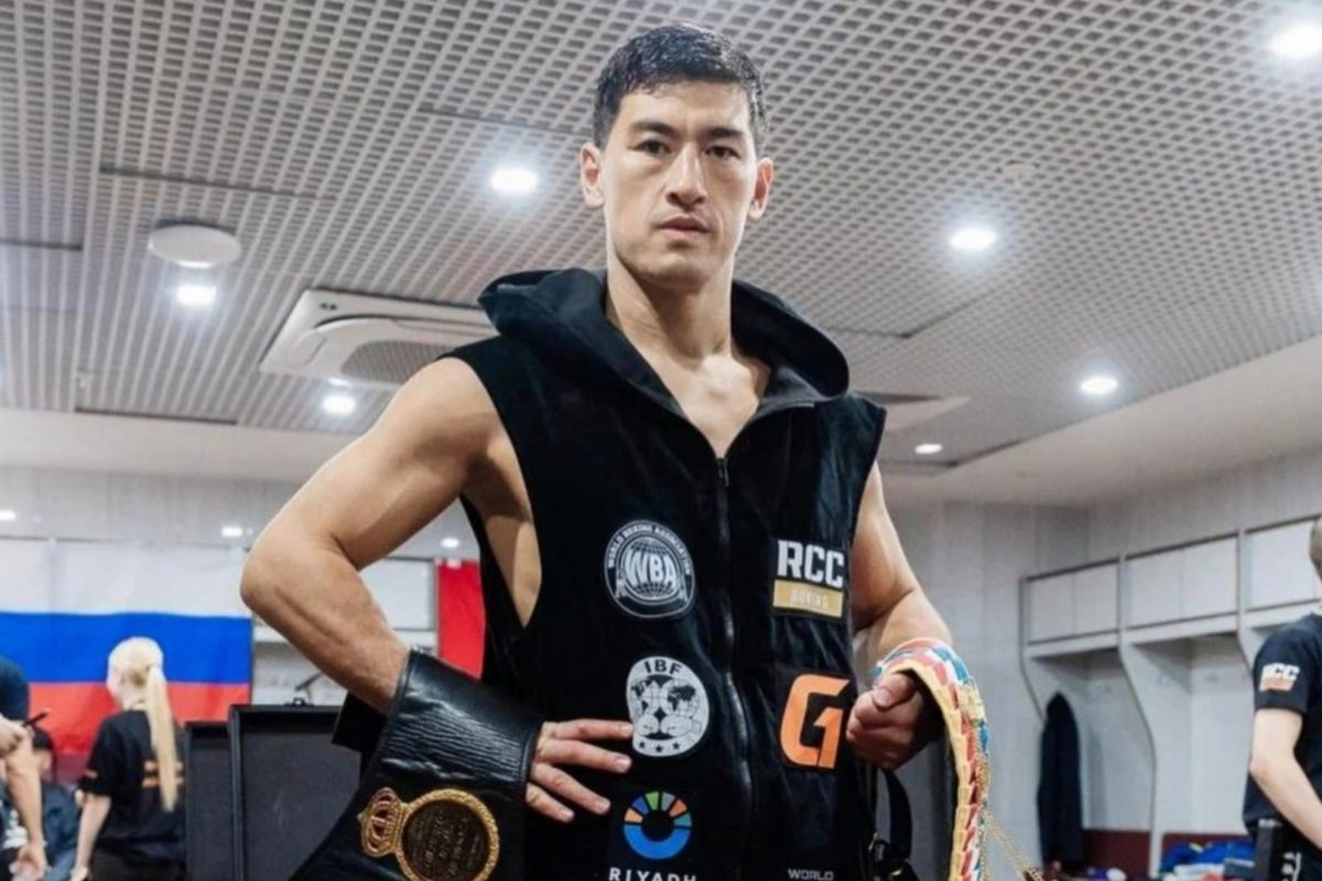 Dmitry Bivol disebut akan menghurangi gelar kejuaraan perlombaan juara planet WBO