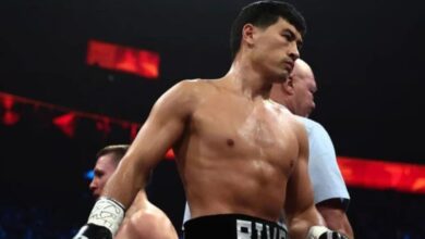 Juara bola Bivol dan juga juga Smith harus sepakati pertarungan hingga 26 Juli