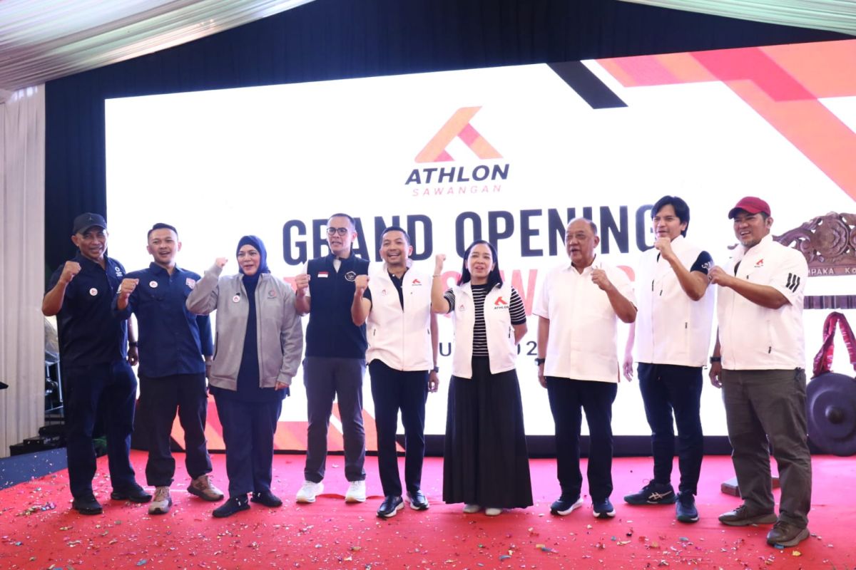 Pembinaan akuatik terbantu penampilan kolam baru berstandar planet
