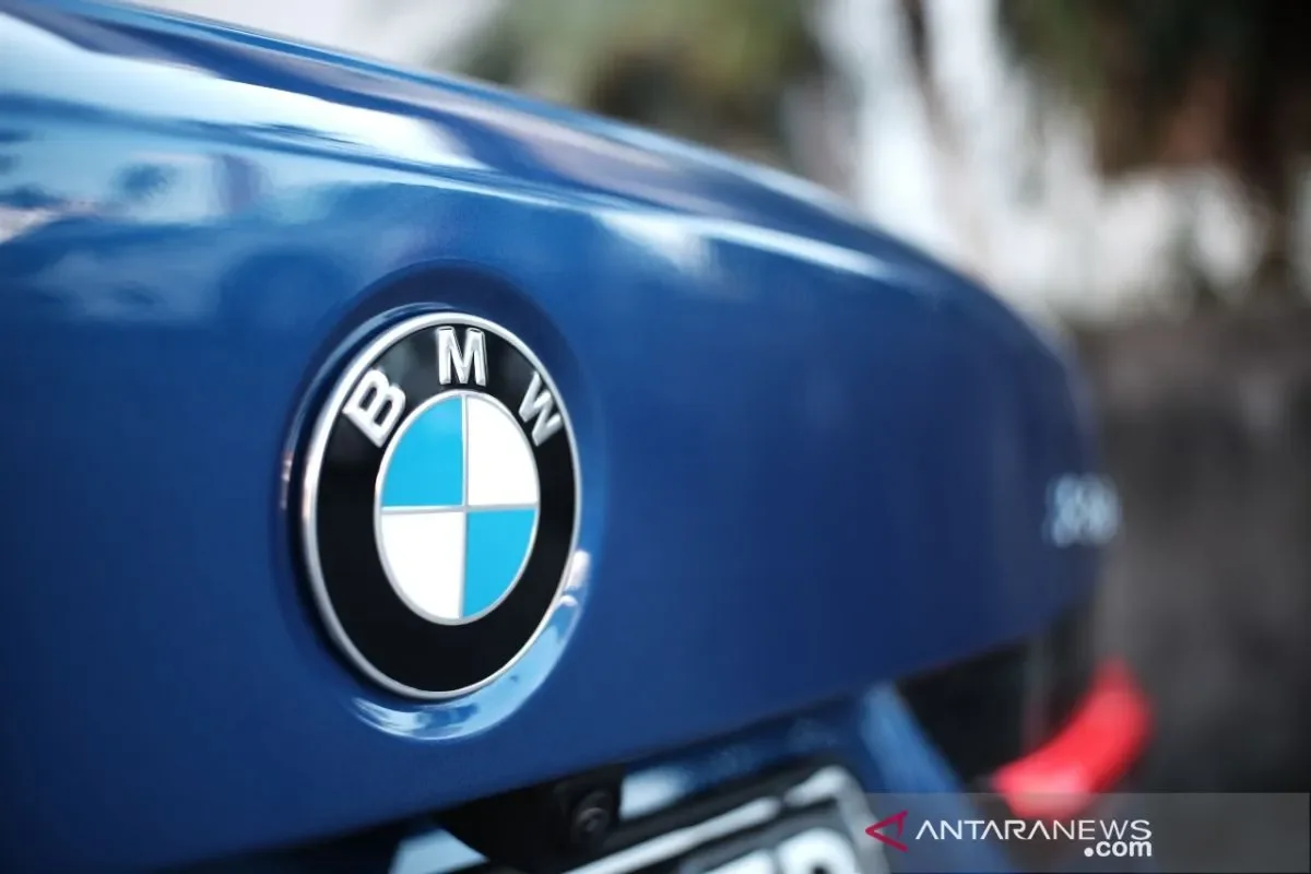 BMW tarik 10 ribu unit lebih besar banyak kendaraan akibat permasalahan kelistrikan