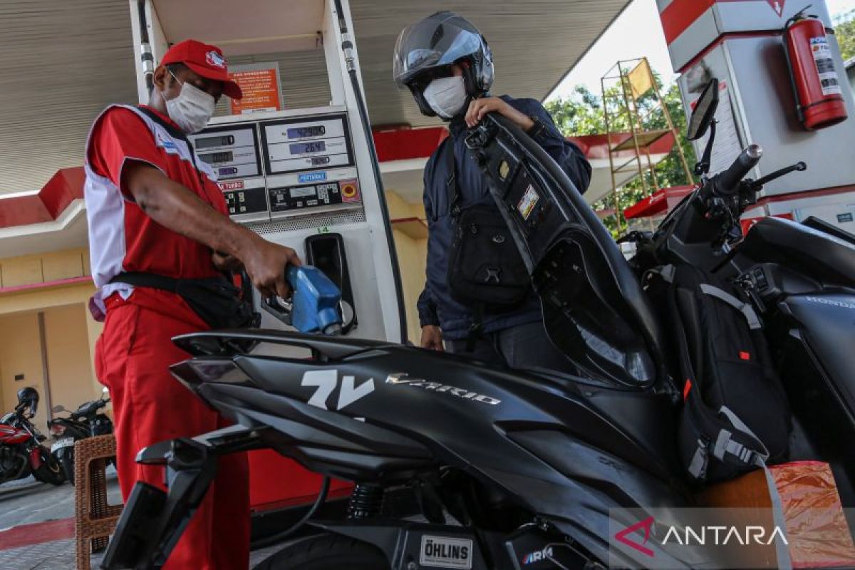 Apakah bensin dicampur minyak kayu putih dapat lebih besar besar irit?