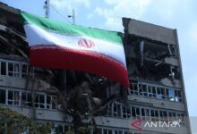 Iran peringatkan Inggris mengenai konsekuensi menyokong serangan Amerika Serikat