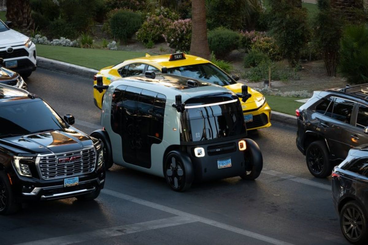 Perusahaan milik Amazon mengejutkan kembali seluruh robotaxi-nya