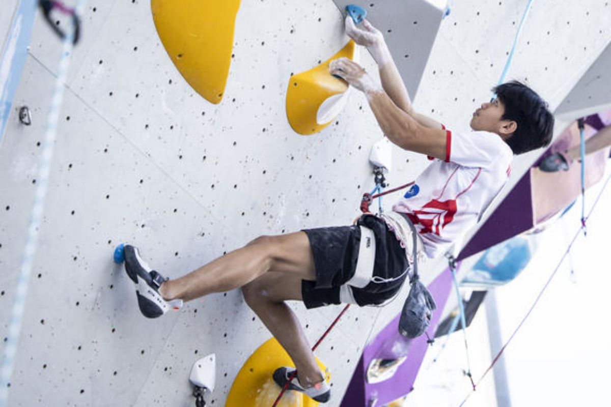 Srondeng lolos ke semifinal World Climbing Series Koper ke Slovenia