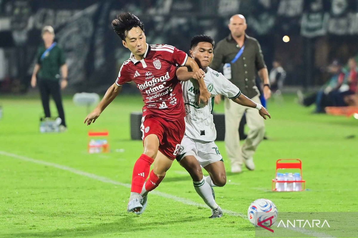 Johnny Jansen telah ada analisis kekuatan Isenmulang FC