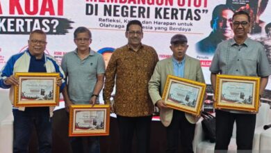 Algadri tawarkan lima solusi pada buku “Membangun Otot dalam Negeri Kertas”