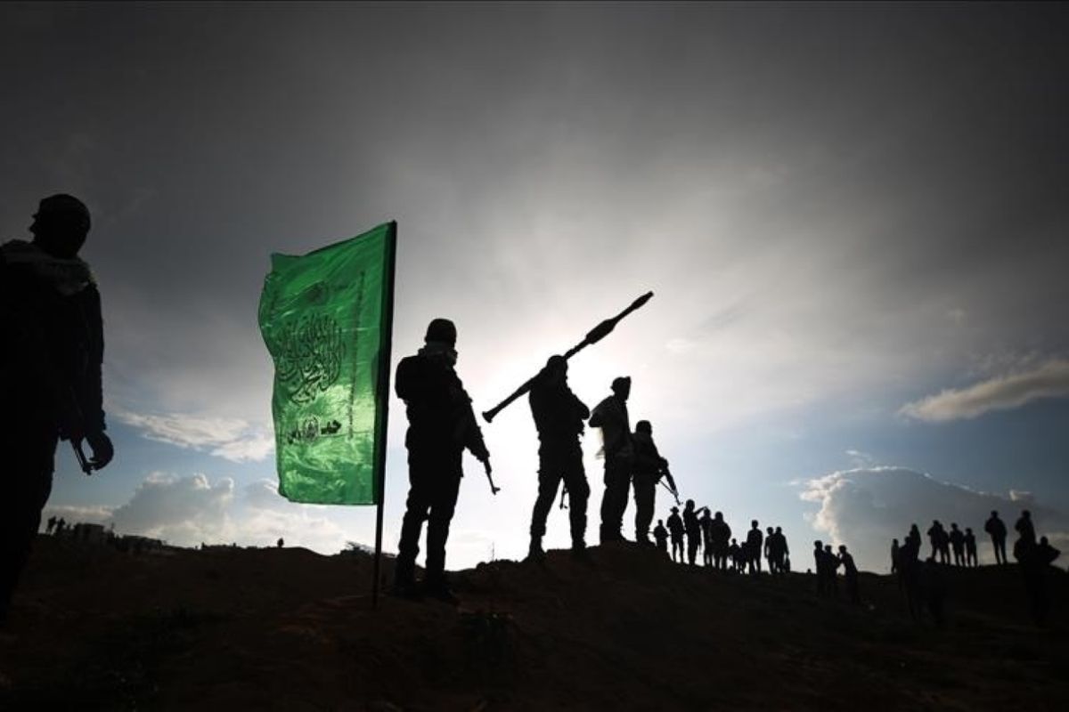 Tim sepak bola negara negeri Israel tahan 10 anggota organisasi gerakan Hamas di dalam pada Tepi Barat