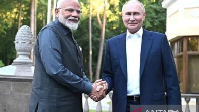 Modi ke Putin: Dialog juga diplomasi terus jadi jalan atasi konflik