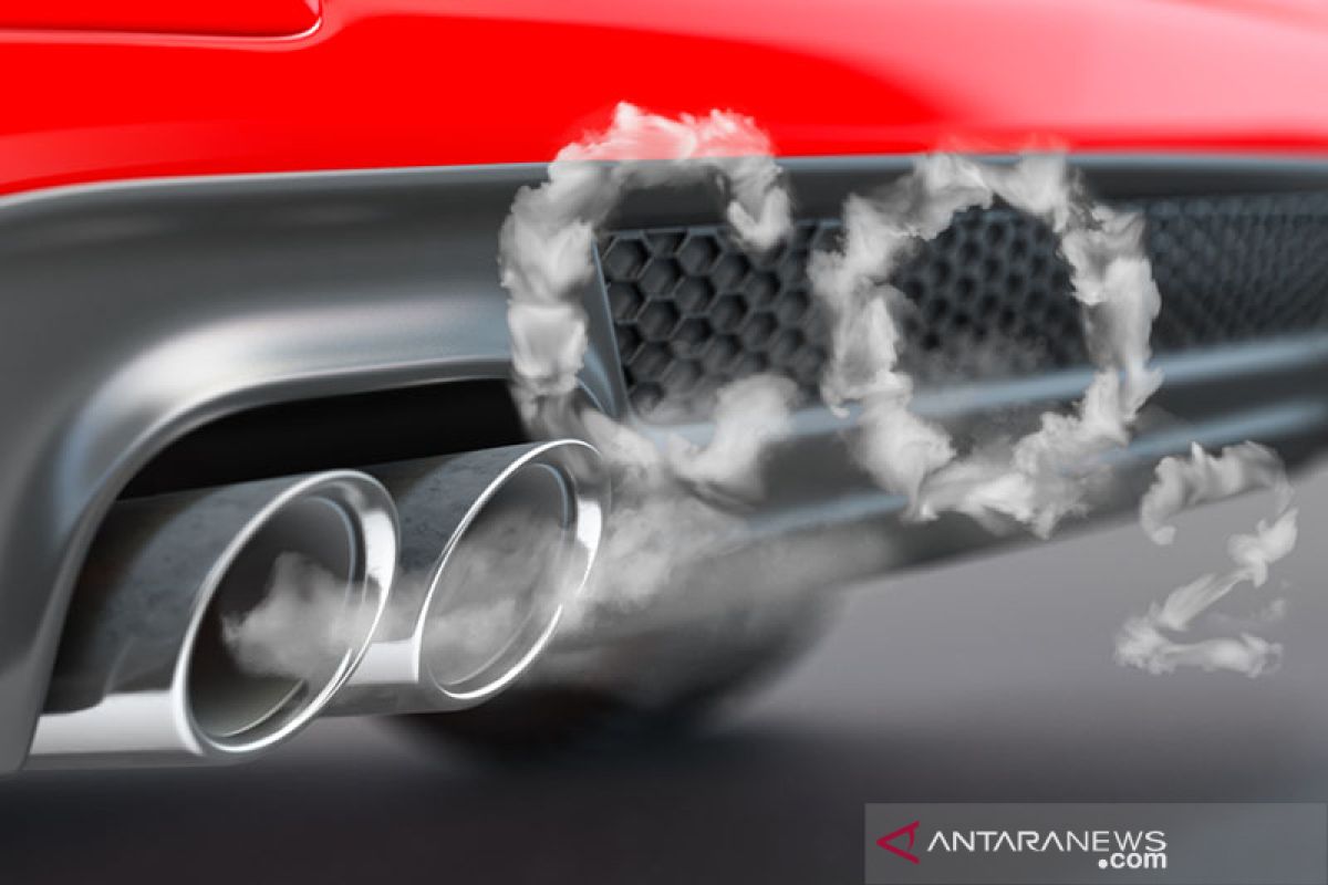 Knalpot motor mengeluarkan asap putih? Hal ini adalah penyebabnya