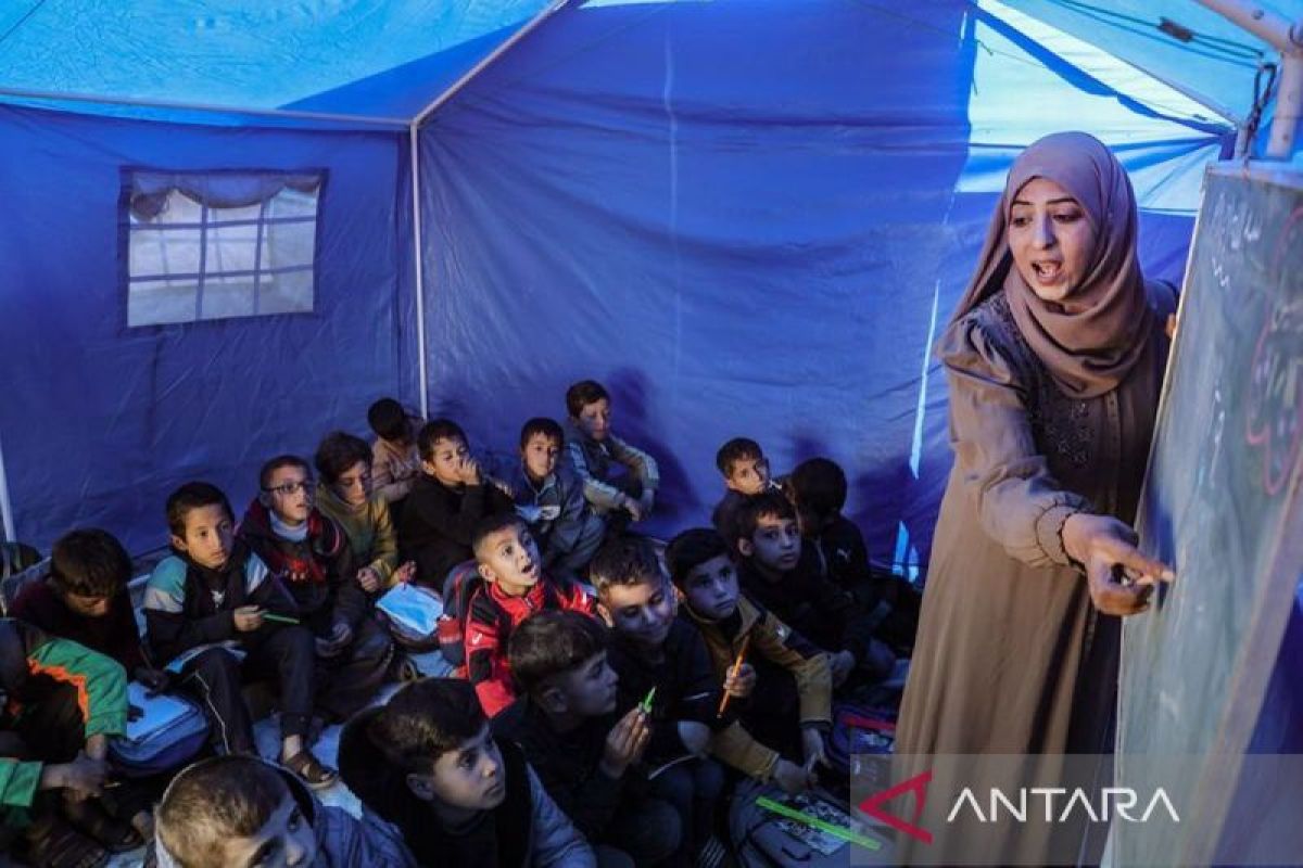 Sekitar 846.000 siswa Palestina kembali bersekolah dalam Tepi Barat