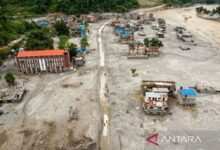 Korban tewas bencana Nepal naik berubah berubah menjadi 1.367 pemukim