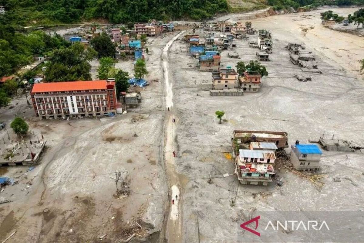 Korban tewas bencana Nepal naik berubah berubah menjadi 1.367 pemukim
