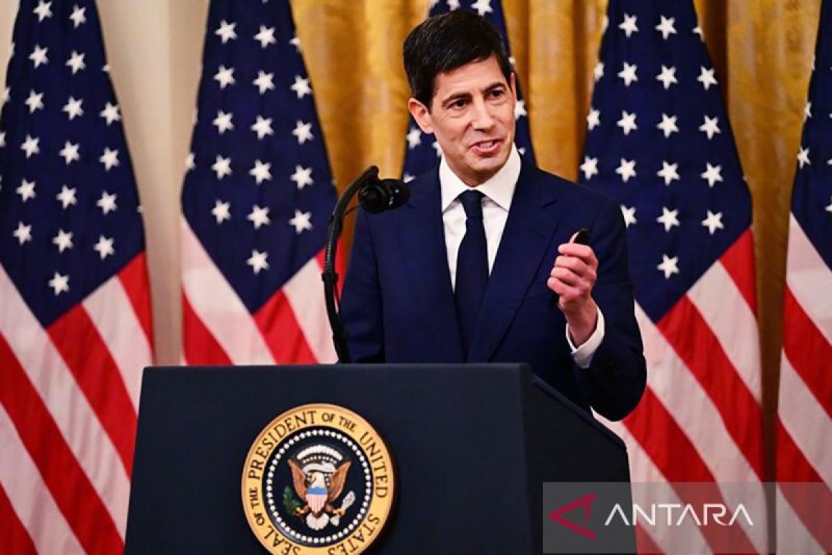 Trump ancam hentikan perdagangan apabila The Fed tak pangkas suku bunga